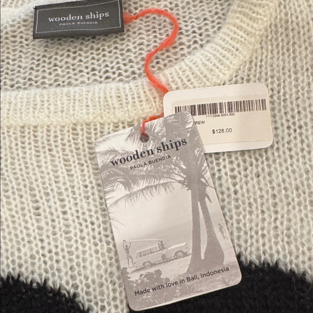WOODEN SHIPS Valentine’s Day White Sweater with Black Heart, size M/L - Picture 3 of 11
